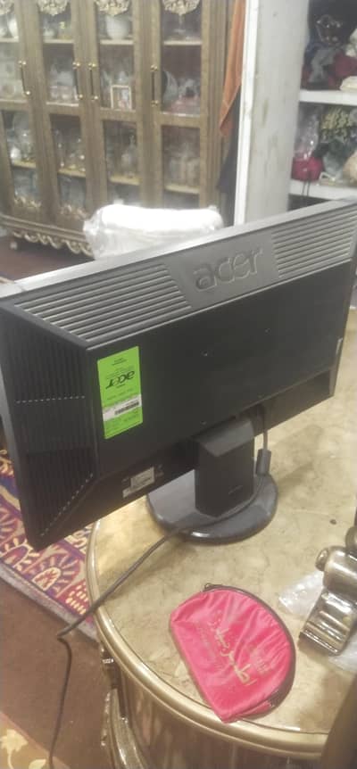 Acer lcd 24 inch available for sale  10/10