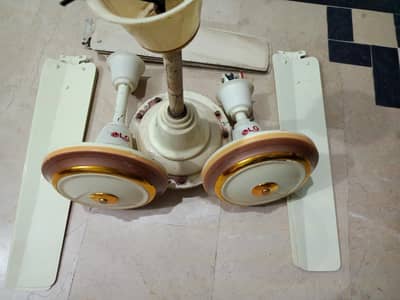 3 Ceiling fans 1 bracket fan For sale