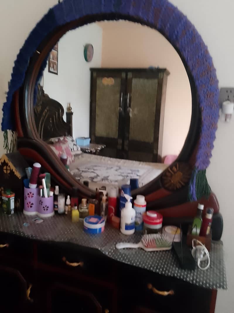 showcase and dressing table 1