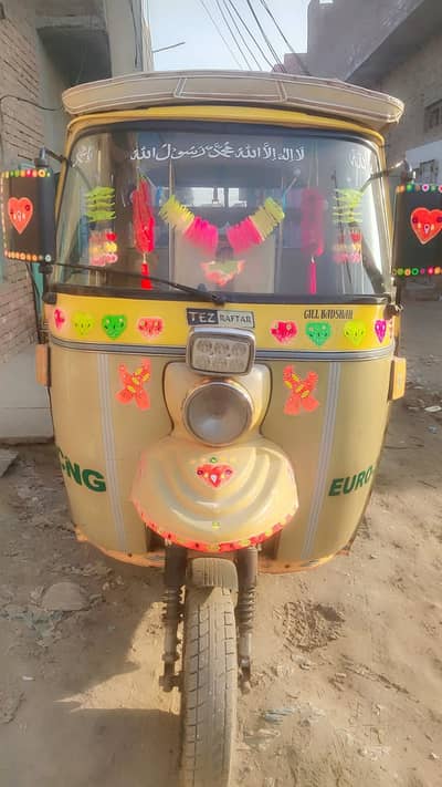 CNG Rikshaw Tezraftar For Sale