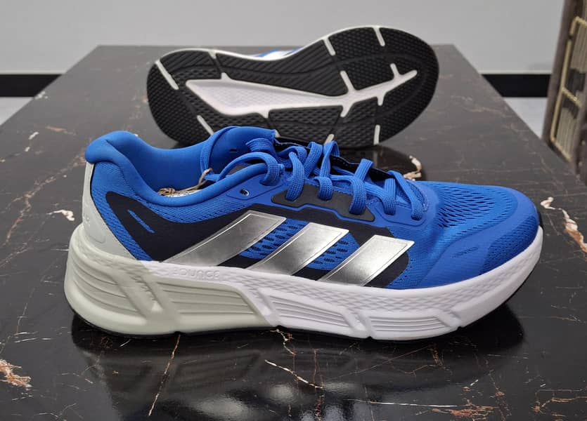 Adidas trainers 0