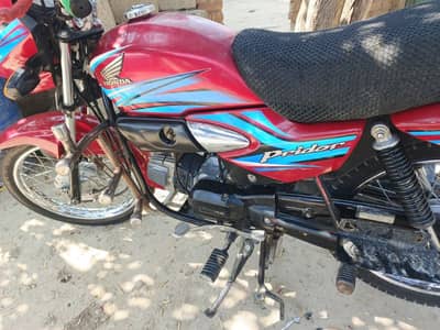 Honda pridor