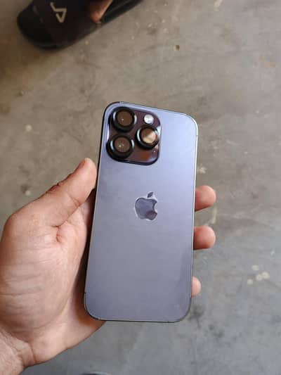 Iphone 14 pro waterproof