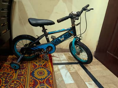 "Pre-Loved 5-Year Kids' Bicycle - Perfect Condition! ‍"