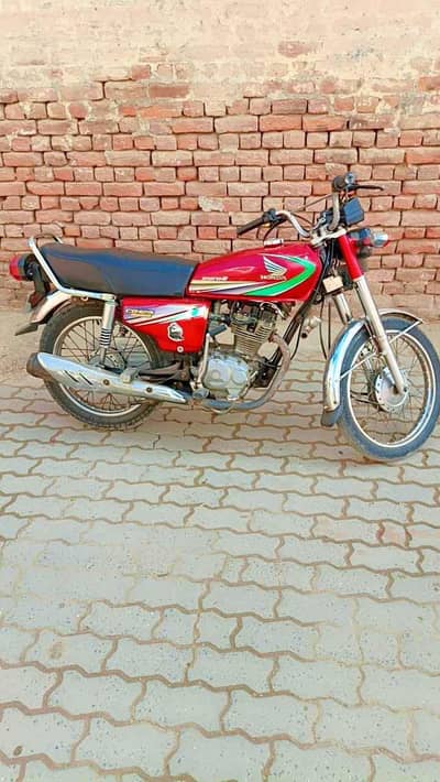  Honda 125 ماڈل 2014 فار سیل