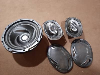 woofer and speakers