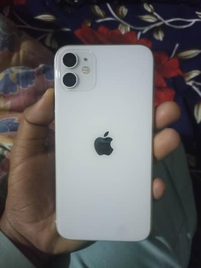 I phone 11 128Gb battery health 83% exchange ho gya ga