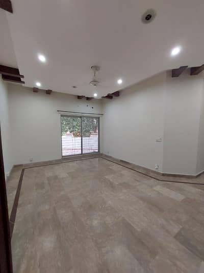 1 KANAL Upper Portion For Rent