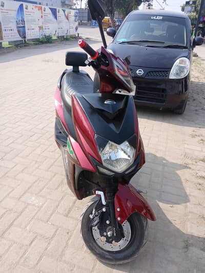 Electric scooty