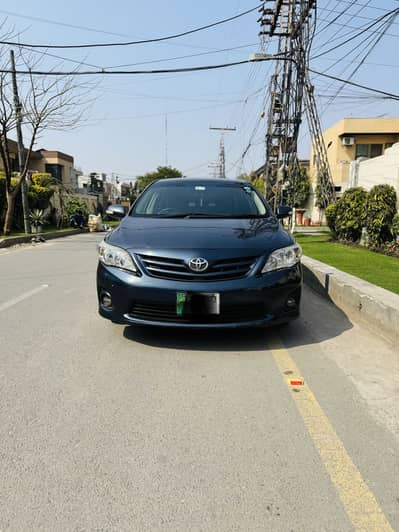 Toyota Corolla Altis in excellent condition (file miss)