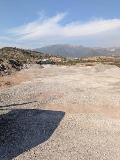 KANAL PLOT FOR SALE IN D-13/1