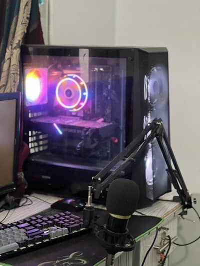 High End Gaming PC MONITOR FREE