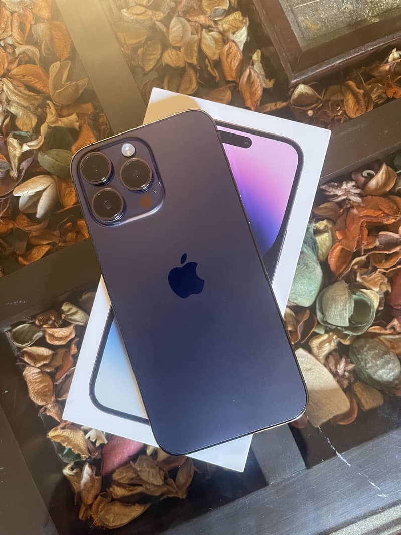 iPhone 14 pro max 0
