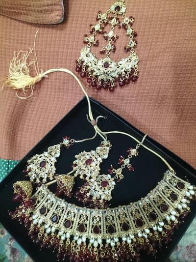 Mint condition Bridal Jewelry set