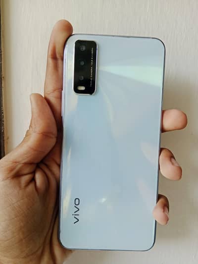 VIVO Y20 exchange possible 4/64 5000 mah battery one day backup