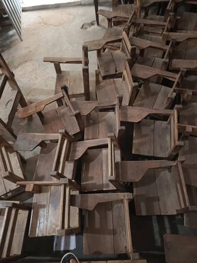 SCHOOL FURNITURE CHILDREN CHAIR. AND OFFICE FURNITURE