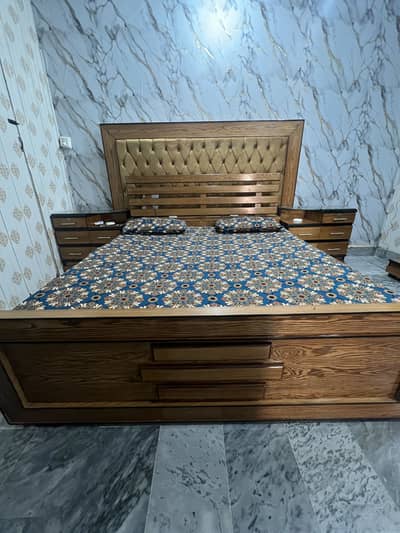 King size double bed