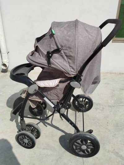 Vanbloom Baby Stroller (Model FK6009A) – Gently Used & Durable