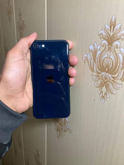 iphone se3 black nonpta only 2month use