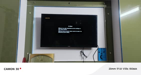 SAMSUNG M5000 32 inch hd
