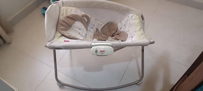 baby cot branded
