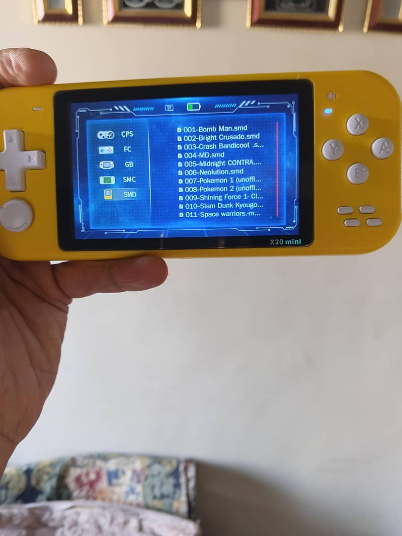 Retro gaming Console 0