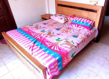 King Size Wooden Bedroom Set for Sale