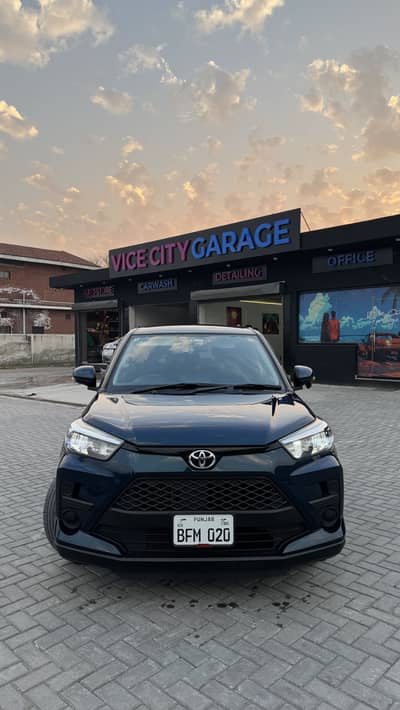 Toyota raize xs package