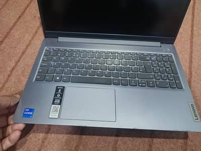 Lenovo slimpad 3  core i-7 13th generation 16gb/512gb in good