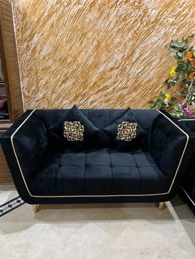 6 seater’s sofa set & tabel sale in fsd