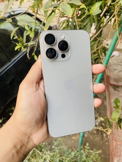 Iphone 15 Pro Max JV Natural Titanium Color 10/10 Condition 256gb