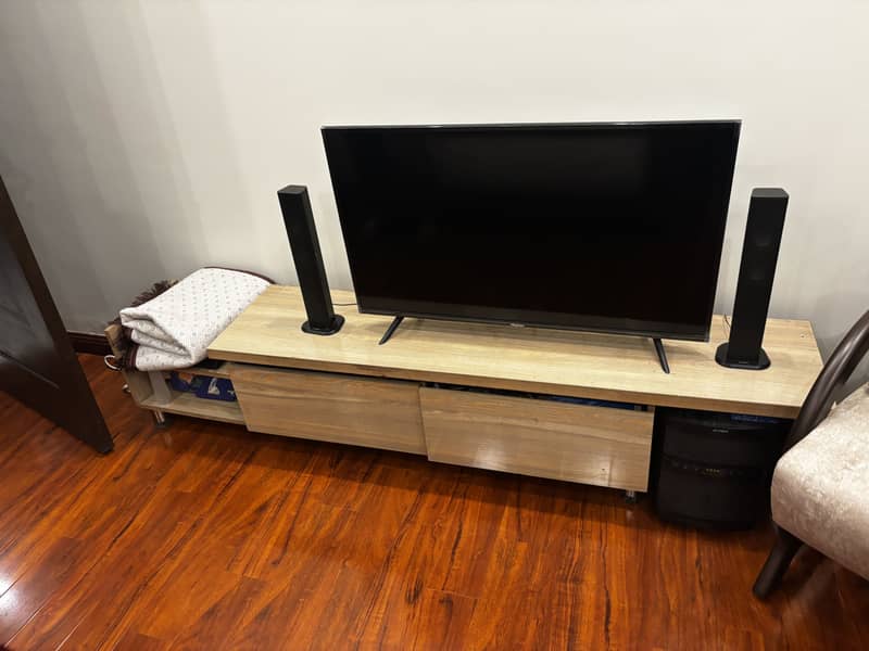 TV Console 1