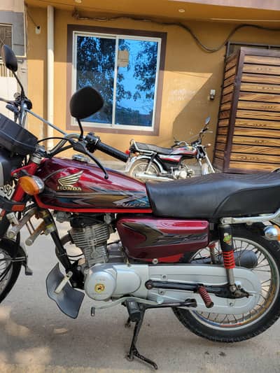  Honda CG 125 – 2017 Model – Excellent Condition 