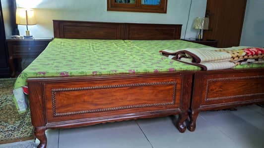 Sheesham Single Wooden Beds Pair with Side Tables | Best seasoned