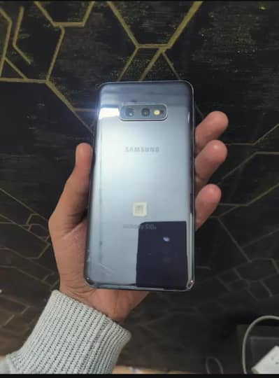 Samsung galaxy s10e non pta 6/128