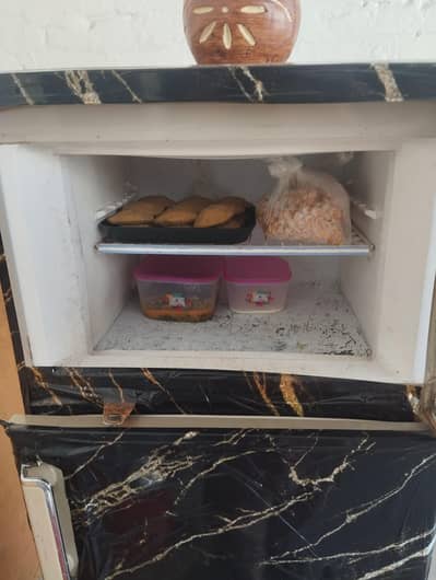 frij for sale in working condition