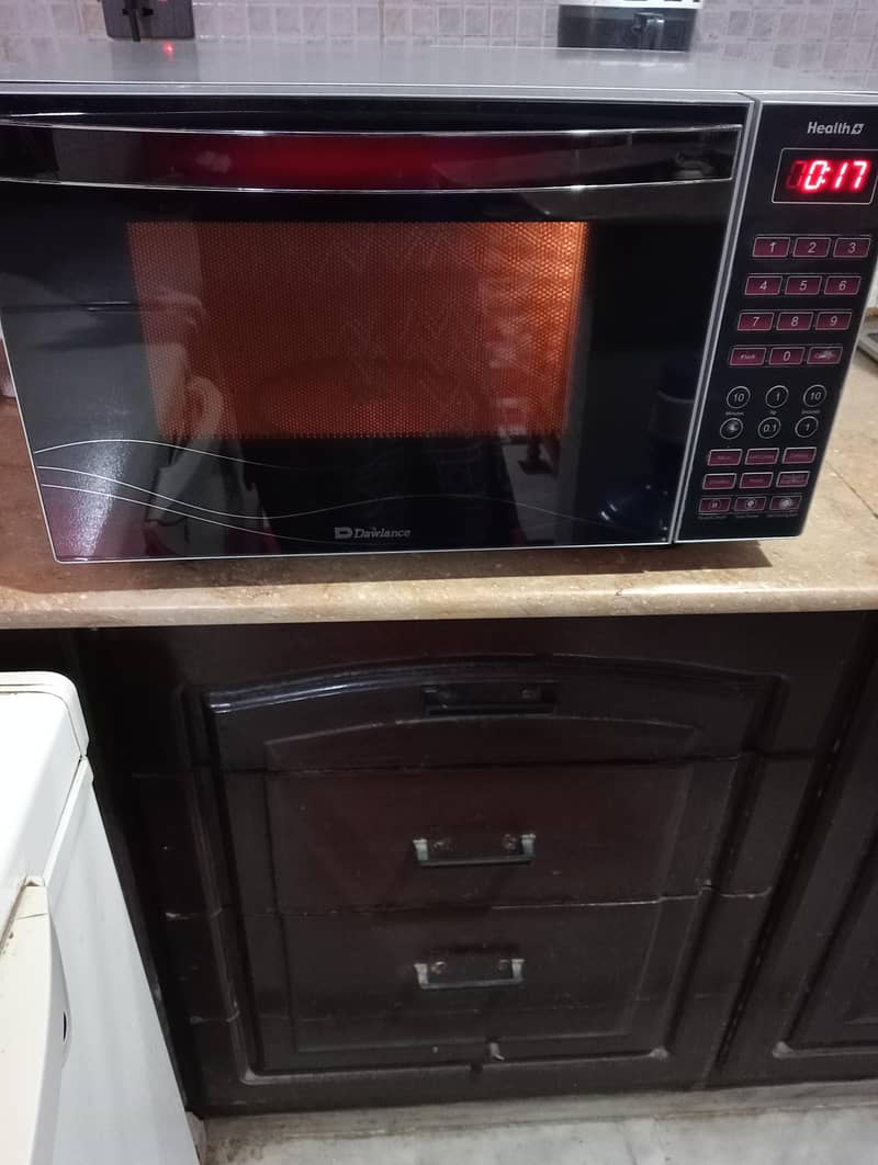 Dawlance Microwave 3