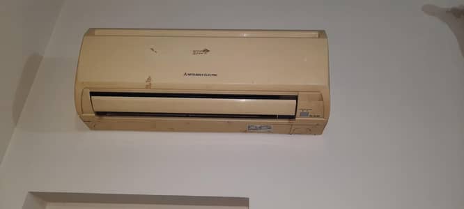 MITSUBISHI  MR SLIM 1.5 TON A ONE CONDITION