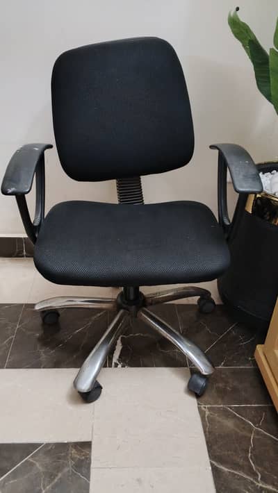 Used computer table chair