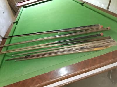 Snooker Table Full ok   all ok balls and sticks available