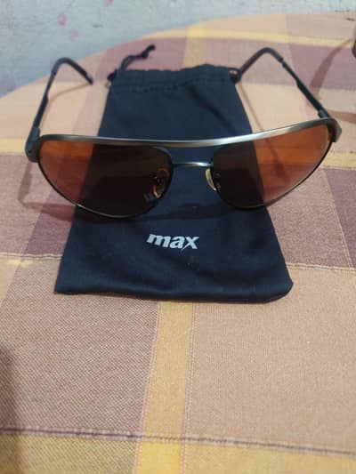 sunglasses max & splash
