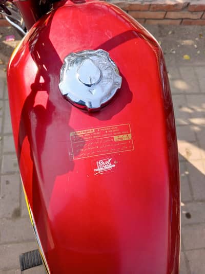 2025 model after market fuel tank and seat