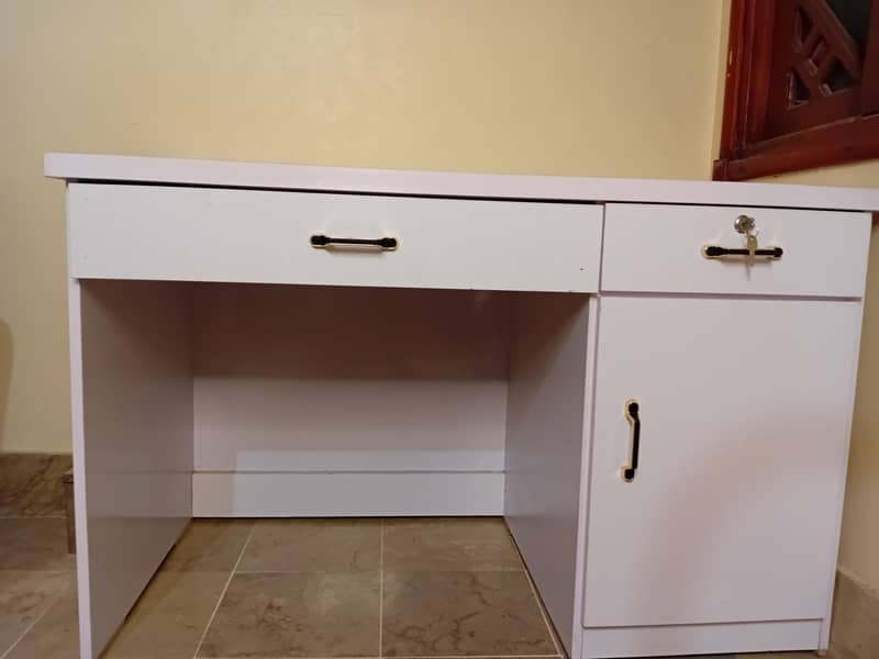 White colour study table and deck table 0