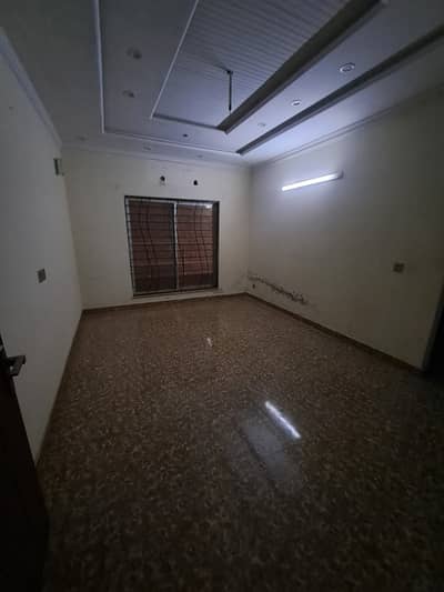 10 Marla Upper Portion For Rent In Pak Arab Housing Society 3 Bed, Prime Location