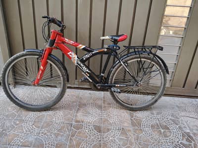 Lock wala stand bhi sat ha New