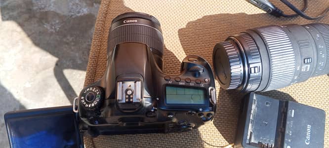 Canon 60d with 18-55 and 70-300mm lense