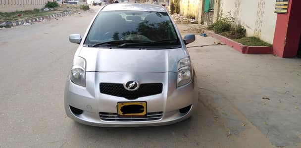 Toyota vitz 2006/2009