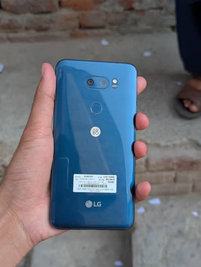 LG V30 4GB 64GB (Exchange Possible)