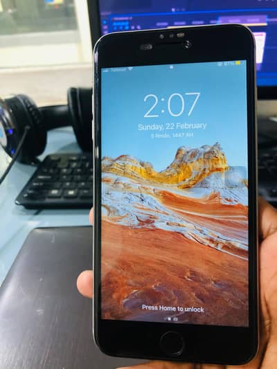 Apple iPhone 6S Plus