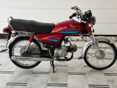 Bike 70cc model 2008 original all parts red colour
